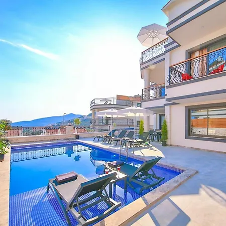 Sleeps 6 Pool Air Con Wifi T686461 * Kalkan