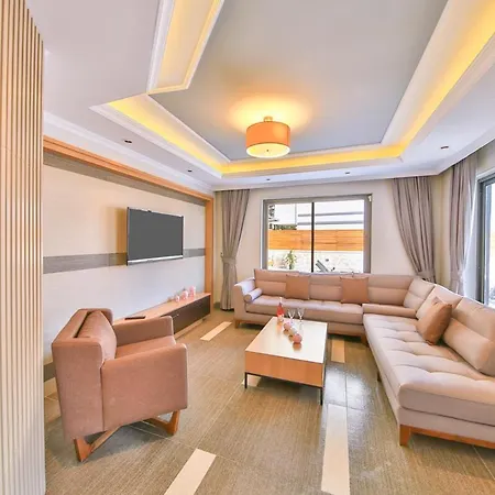 Sleeps 6 Pool Air Con Wifi T686461 *