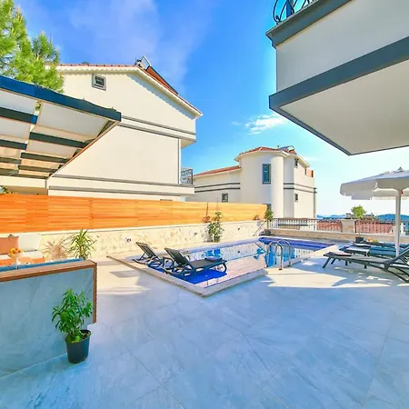 Вилла Sleeps 6 Pool Air Con Wifi T686461 Калкан